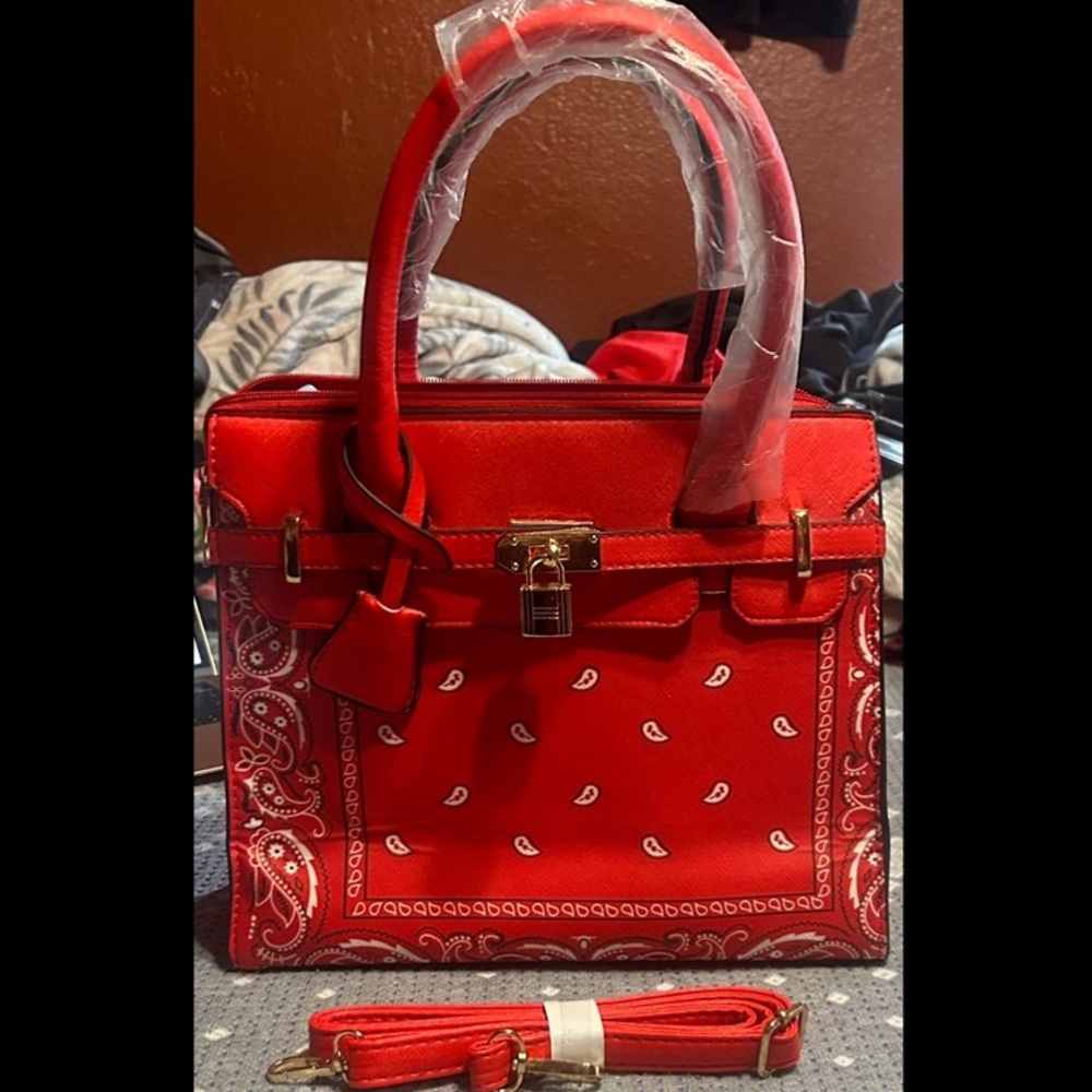 BAG BUNDLE - Picture 6 of 8